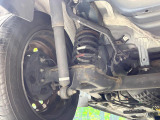 お車を安心してお乗りいただく為には、足回りの定期点検が欠かせません。サービスサポート(有償保証)では無料点検もご提供しており、安心のカーライフをお過ごしいただけるサポート体制が整っています。
