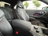 国道246号線沿い、南町田グランベリーパーク駅すぐ。BMW Premium Selection 東名横浜/〒194-0004 東京都町田市鶴間5-18-1