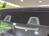 【スズキ セーフティサポート】走行中に前方の車両等を認識し、衝突しそうな時は警報とブレーキで衝突回避と被害軽減をアシスト。より安全にドライブをお楽しみいただけます。