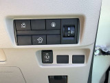 運転席・助手席にはシートヒーター付きです!冷え症で悩まれている方にも◎