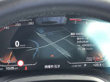 『運転』に対するBMWのこだわりはメーターパネルにも表れております。視野性の良いメーターパネルは疲労感の軽減と、運転の楽しさをもたらしてくれます。
