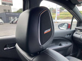 日産オリジナルドライブレコーダー(フロント+車室内)走行中の幅寄せ対策や後方撮影(リヤガラス越し)にも対応してます。