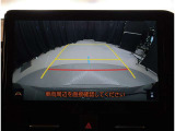 バックモニターが付いているので駐車が苦手な方でも安心です。後ろが見えていることで障害物も察知しやすいです。