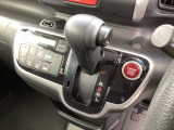 車を初めて購入されるお客様や、車にあまり詳しくないお客様にもわかりやすく丁寧に説明させて頂きます♪