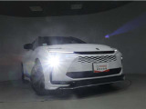 高輝度で点灯速度が速いLEDヘッドライト装備!LEDの明るい光が走行中の視界の確保をサポートして、夜のドライブがより楽しく安全に運転できます♪