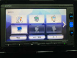 Gathersの画面です。DVD/CDやTV、iPodなどを選べるAUDIOの画面が出ています。