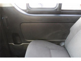 極限までこだわった仕入れで低価格を実現。低価格で良質なお車を全社総台数2,000台以上の在庫からお選びいただけます。営業時間 10:00〜19:00