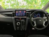 中央の大きな画面を含め、運転席から主要な表示や操作部を確認しやすい配置です。周囲の情報に目を配りながら使えるため、日々の運転を支える装備を手元で確認しやすくなっています。