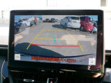 バックモニター付きですので、日常の駐車はもちろん、人や障害物などを映像で確認できるので安心です!(補助装置になりますので、目視でもご確認ください)