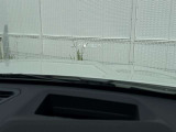 ヘッドアップディスプレイ装備です。運転時の視界に様々な情報が投影されます。