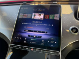 メルセデス・ベンツの定める厳しい基準をクリアしたお車のみをご案内させて頂きます。納車前整備はメーカー規定に基づき最大100項目にも及ぶ点検を熟練のメカニックによって行いご納車させて頂きます。