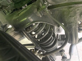 お車を安心してお乗りいただく為には、足回りの定期点検が欠かせません。サービスサポート(有償保証)では無料点検もご提供しており、安心のカーライフをお過ごしいただけるサポート体制が整っています。