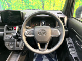 【純正革巻きステアリング】上質な革を使用することで、手にしっかり馴染みとても運転しやすいハンドルです♪