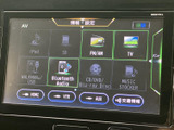 FM・AMやテレビ、Bluetooth Audioなど、選択できる音源を一覧で確認できます。使いたい項目を画面から選びやすく、普段よく利用する音楽や情報に合わせて活用できる装備です。