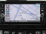 純正メモリーナビ(MM317D-W) CD・DVD再生  CD録音可 フルセグTV Bluetooth対応★携帯電話にダウンロードした音楽が車内でも楽しめます。ハンズフリー通話も可能です!