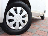 ご来店いただければ軽自動車からスポーツカー、1ボックスやセダンや輸入車などパソコンひとつで800台すべての在庫をご覧いただくことができます!