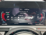 スピードメーターのディスプレイを切り替えると様々な情報が確認できます。