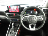 運転席はその車の重要ポイント。ぜひ実際にご乗車ください。お待ちしております。