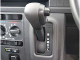 弊社11拠点の立地は近く、1日でたくさんのお車探しが可能です。