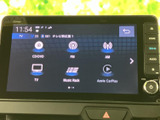 音源の選択肢が画面上に並び、使いたいオーディオ機能を見つけやすい表示です。タッチ操作で選択でき、気分や利用シーンに合わせて音楽を楽しめます。