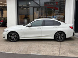 BMW正規ディーラー BMW Premium Selection調布の認定中古車です。厳しい基準をクリアした高品質車両のみ販売。BMW認定中古車保証付き(最長4年・距離無制限)、全国納車対応可能です。