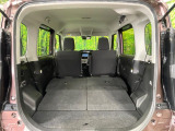 普段のお買い物や通勤、送迎等に十分な荷室スペースを確保しております。セカンドシートを倒すと、大きな荷物の積載も可能です♪
