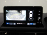 バックカメラの画像です。ガイドラインがスムースな車庫入れをサポートいたします!車庫入れの安心感がアップしますね☆