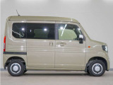 N-VAN +スタイル ファン 4WD 