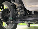 お車を安心してお乗りいただく為には、足回りの定期点検が欠かせません。サービスサポート(有償保証)では無料点検もご提供しており、安心のカーライフをお過ごしいただけるサポート体制が整っています。