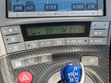 オートエアコンで快適な室内です。