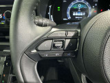 ステアリングスイッチ装備!運転しながら手元でオーディオの操作などができます。
