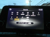 スマホミラーリング(スマホ等の映像がナビ画面にて視聴が可能)&フルセグTV&Bluetoothオーディオ・ハンズフリー通話機能付き♪