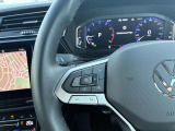 同一車線内全車速運転支援システム「Travel Assist」機能を装備。前を走行中の車両に一定の間隔で追従停止発進を自動で制御し、走行中の安全確保と疲労軽減に効果があります。
