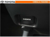HDMI端子対応のデジタル機器をつないで、映像や音楽を車内でも再生することができます。