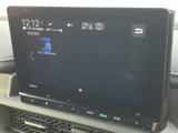 画面にはメニューカスタマイズの項目が表示され、必要な設定を確認しながら使える構成です。タッチ操作で画面内の項目を選べるため、日常の機能選択にも役立ちます。