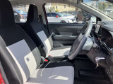 運転席も広々、ドライブも楽しめますね♪実際お座りいただくのが、分かりやすいと思います。お気軽にご来店ください!