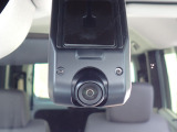 ◆【ドライブレコーダー】映像・音声などを記録する自動車用の装置です。もしもの事故の際の記録はもちろん、旅行の際の思い出としてドライブの映像を楽しむことができます。