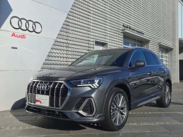 Q3 35 TFSI Sライン
