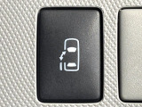 【パワースライドドア】スマートキーや運転席のスイッチでスライドドアの開閉が可能♪電動だから力を入れてドアを開ける必要が無く、小さいお子様でも、重い荷物を持っている時もラクに開け閉めできます♪