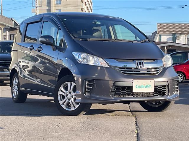 フリード 1.5 G プレミアムエディション 4WD 修復歴無し