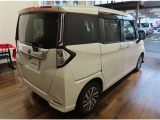 【トヨタ認定中古車の安心1】中古車をキレイで気持ちよくお乗りいただけるよう、トヨタ認定中古車はしっかりクリーニング。エンジンルームからシートを外した洗浄まで、目に見えない部分も徹底的に洗浄しています
