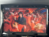 画面でテレビ番組などの映像を楽しめる装備です。停車中の待ち時間に、車内で映像を視聴したい場面にも便利。画面が見やすい位置にあり、目的に合わせて活用いただけます。