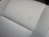 写真の箇所に傷や汚れがございます。是非一度、現車にてご確認ください。なお、現車をご確認いただけます場合は、事前にご連絡をお願いいたします。