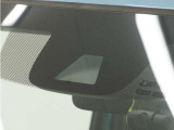 ◆Honda SENSING◆ カメラ等装置で精度の高い検知能力を発揮、安全運転を支援します。ステアリング上のコントローラーに注目!