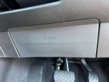♪ 運転席足元にもエアバック付き!万が一の際に膝を守ります ♪