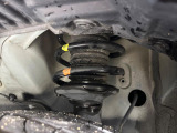 お車を安心してお乗りいただく為には、足回りの定期点検が欠かせません。サービスサポート(有償保証)では無料点検もご提供しており、安心のカーライフをお過ごしいただけるサポート体制が整っています。