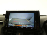 車庫入れや駐車で威力を発揮するのがバックモニター!ナビディスプレイに後ろの様子が映し出されるから安心です。