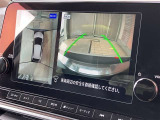 全方位モニターで周囲の状況が確認しやすいです♪