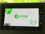 停車中にテレビ番組や映像を楽しめる画面を備えています。操作画面から切り替えられるため、休憩時間などに車内で過ごす際の楽しみとしてご活用いただけます。