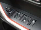 パワーウインドウを装備しております!後席ウインドゥの閉め忘れも運転席で解決できます♪